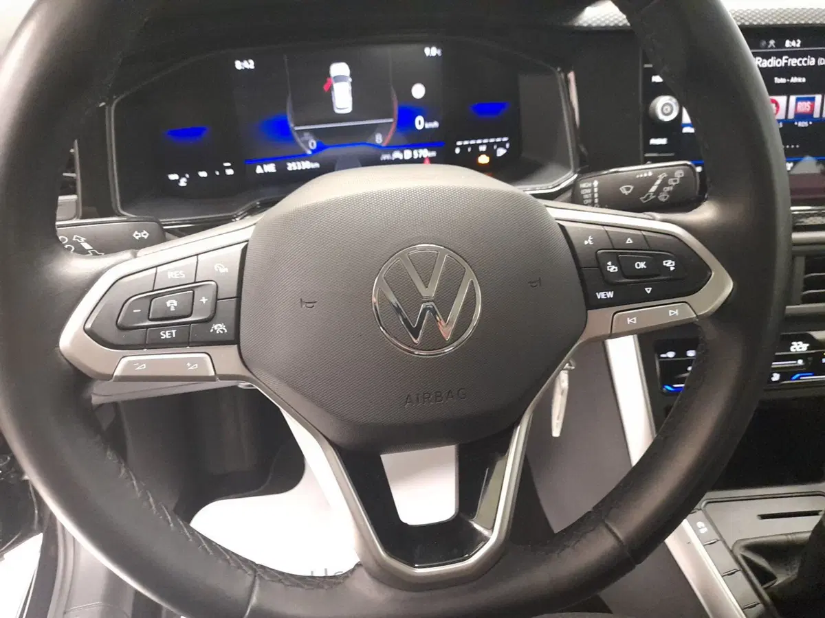Volkswagen Taigo usata a Bologna (11)