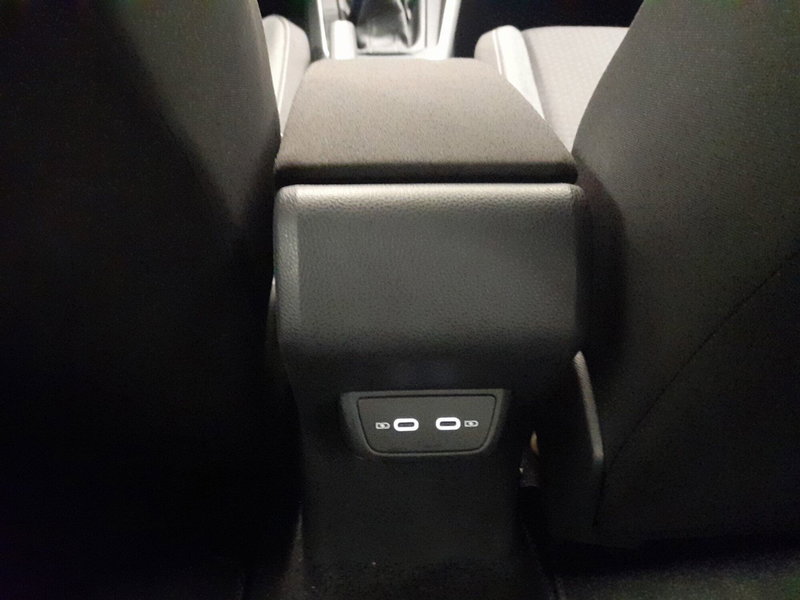 Volkswagen Taigo usata a Bologna (16)