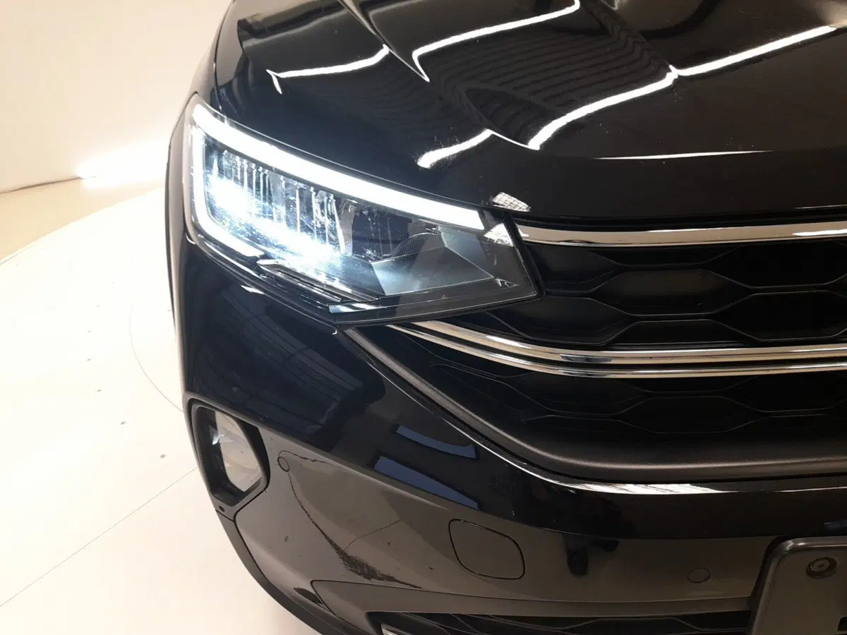 Volkswagen Taigo usata a Bologna (8)