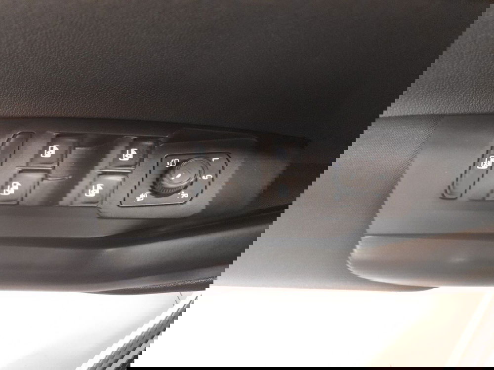 Volkswagen Taigo usata a Bologna (9)