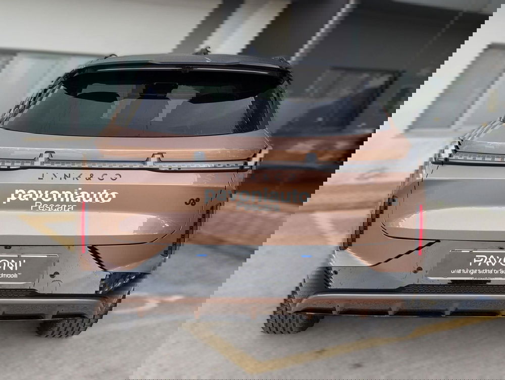 Lynk & Co 08 usata a Pescara (4)