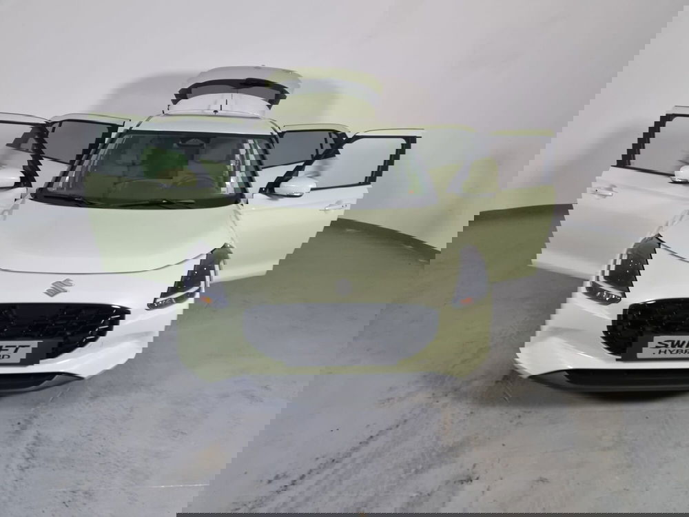 Suzuki Swift nuova a Cremona (4)