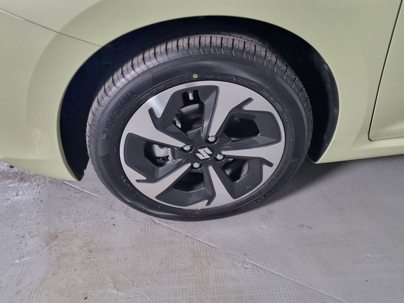 Suzuki Swift nuova a Cremona (6)