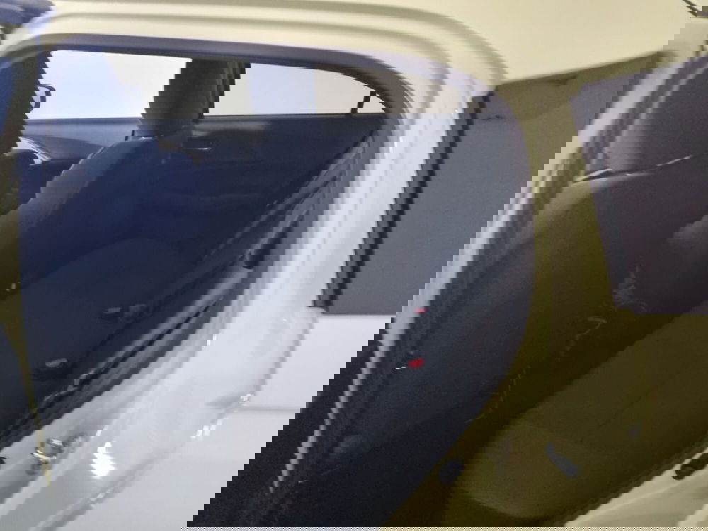 Suzuki Swift nuova a Cremona (8)