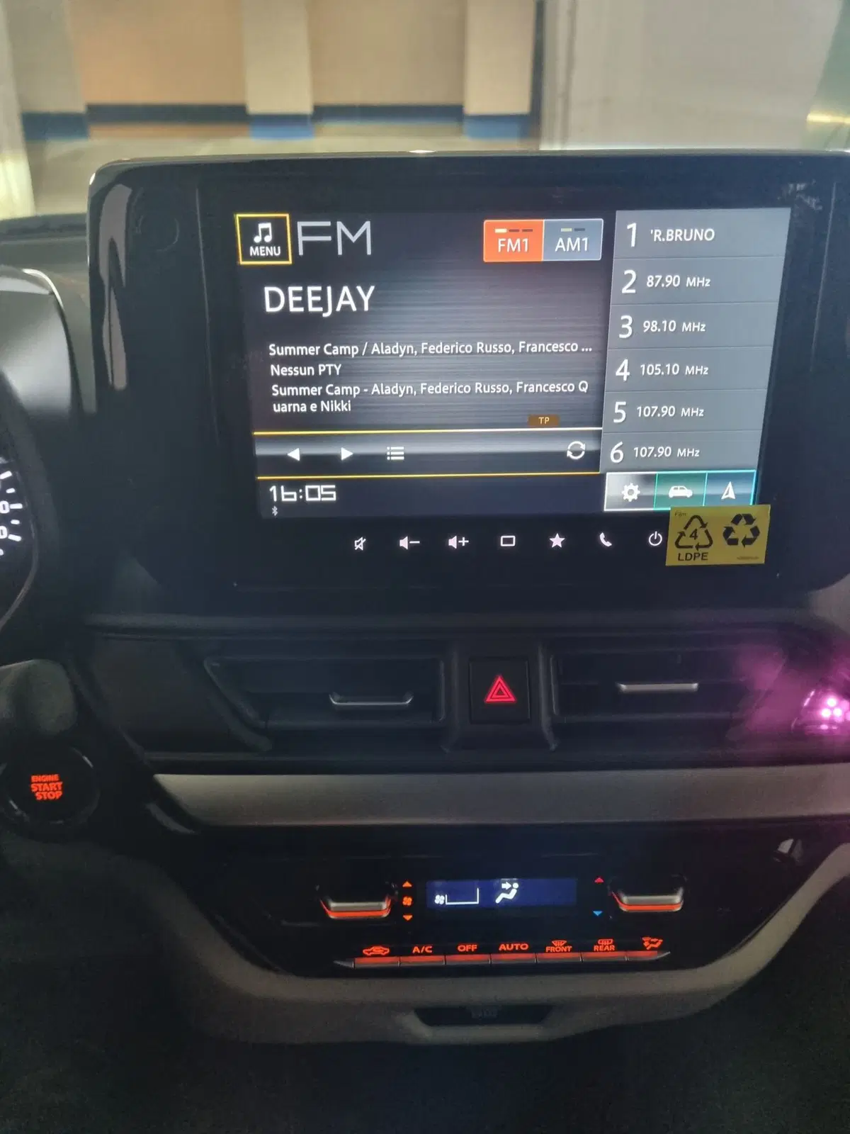 Suzuki Swift nuova a Cremona (9)