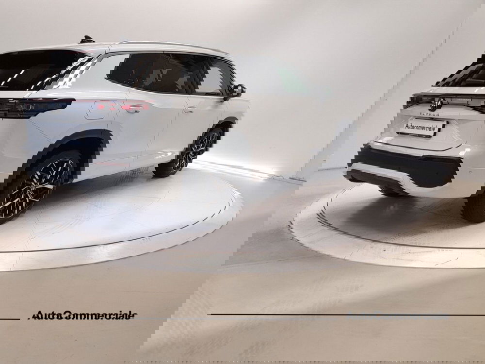 Volkswagen Tayron nuova a Bologna (6)