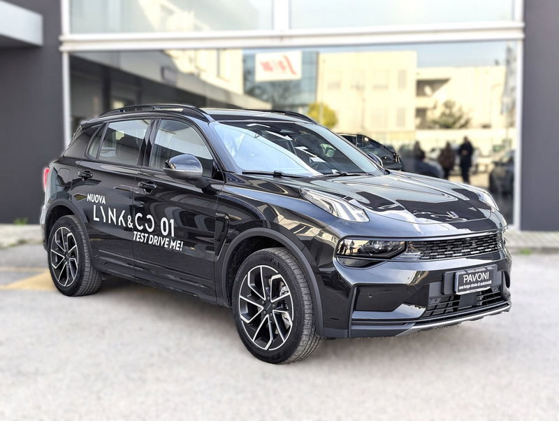 Lynk & Co 01 usata a Pescara (2)