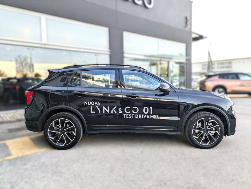 Lynk & Co 01 usata a Pescara (3)