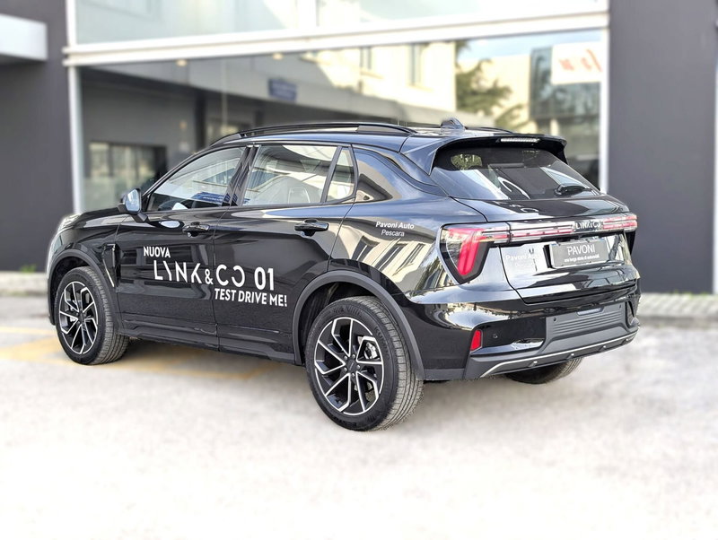 Lynk & Co 01 usata a Pescara (4)