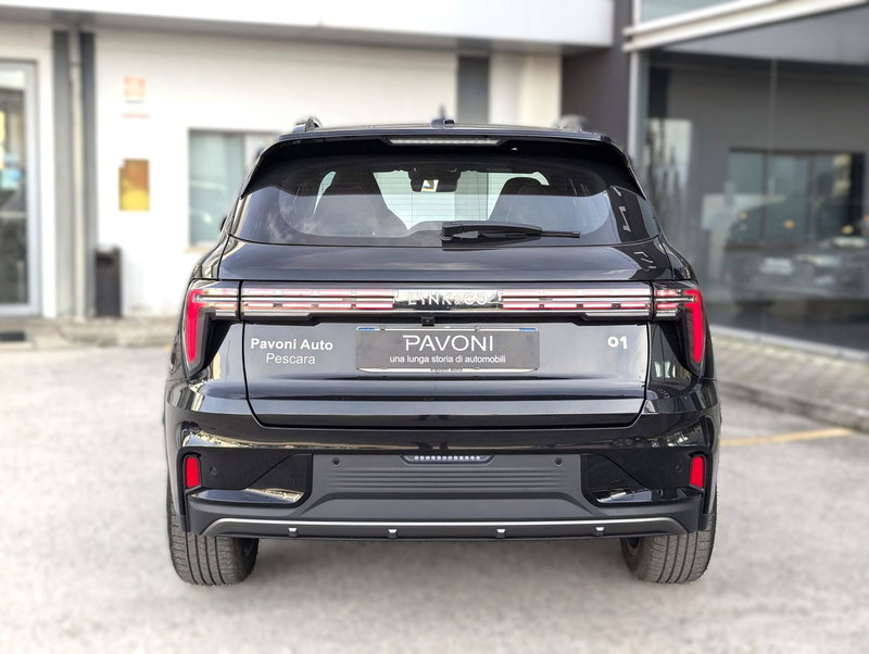 Lynk & Co 01 usata a Pescara (5)