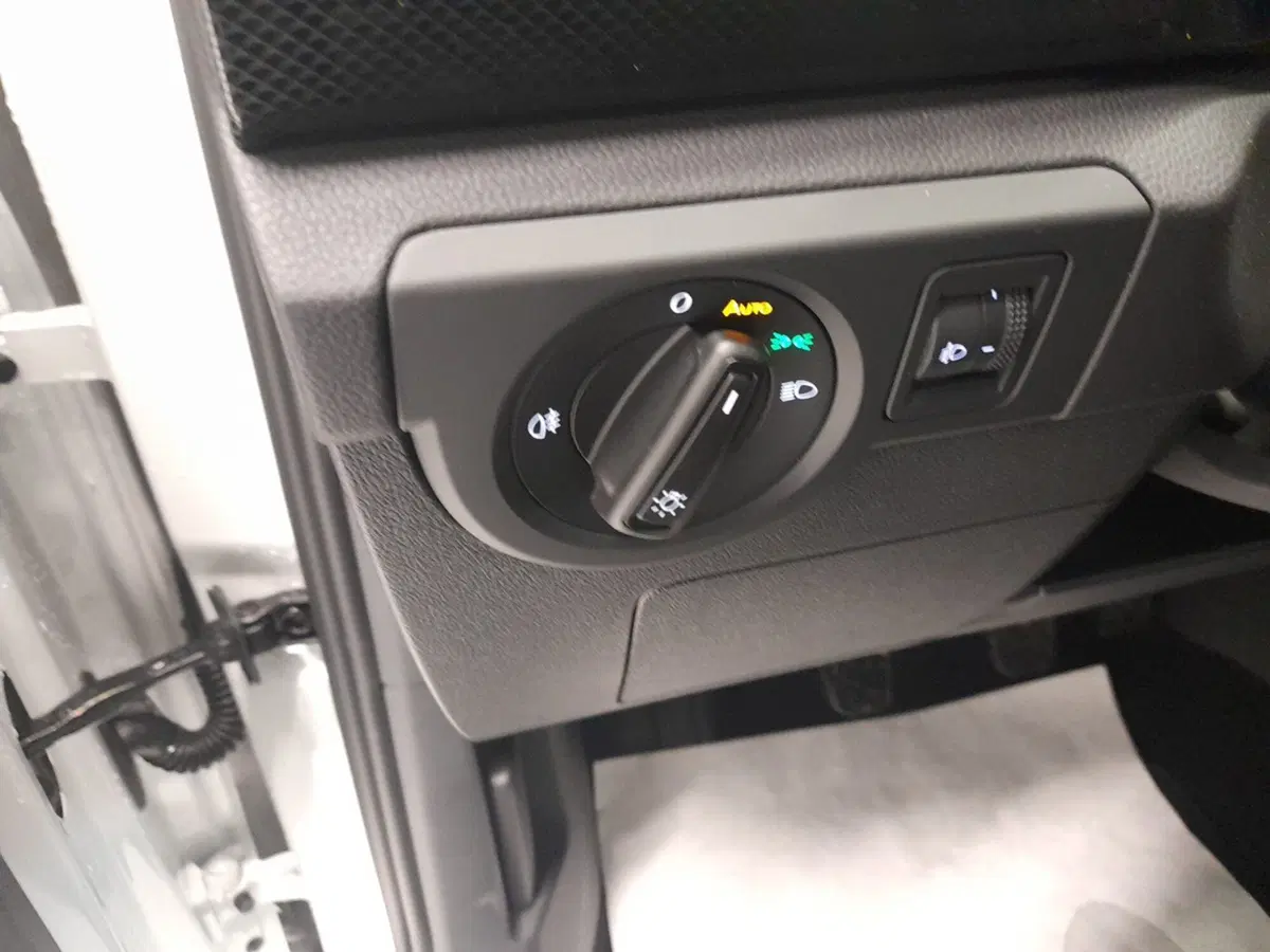 Volkswagen T-Cross nuova a Bologna (10)