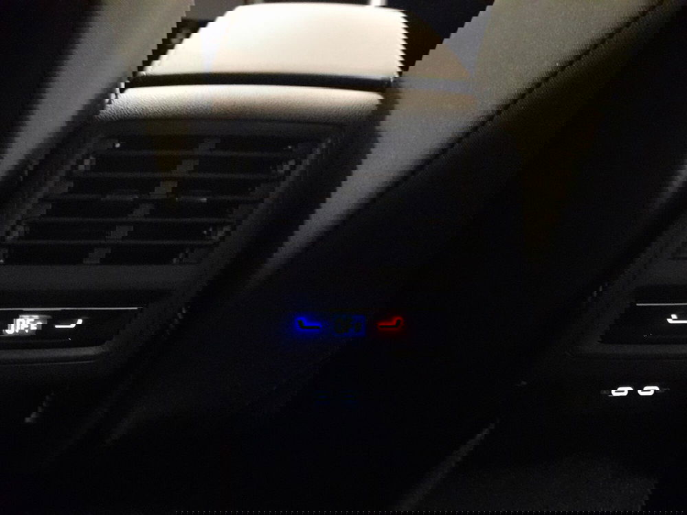 Volkswagen Golf nuova a Bologna (15)