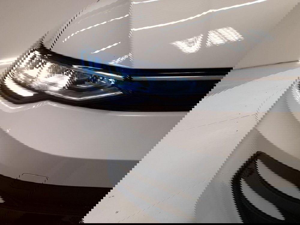 Volkswagen Golf nuova a Bologna (8)