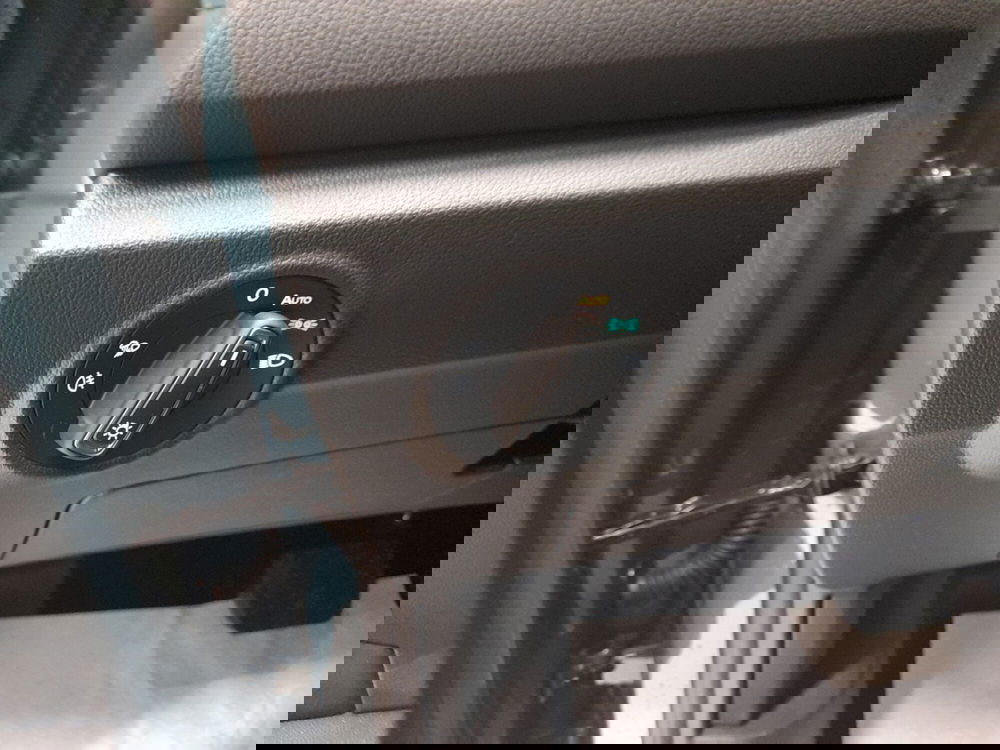 Volkswagen T-Roc Cabrio nuova a Bologna (10)