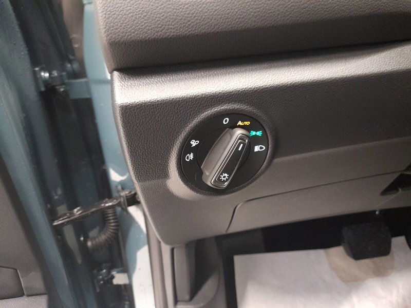 Volkswagen T-Roc Cabrio nuova a Bologna (10)