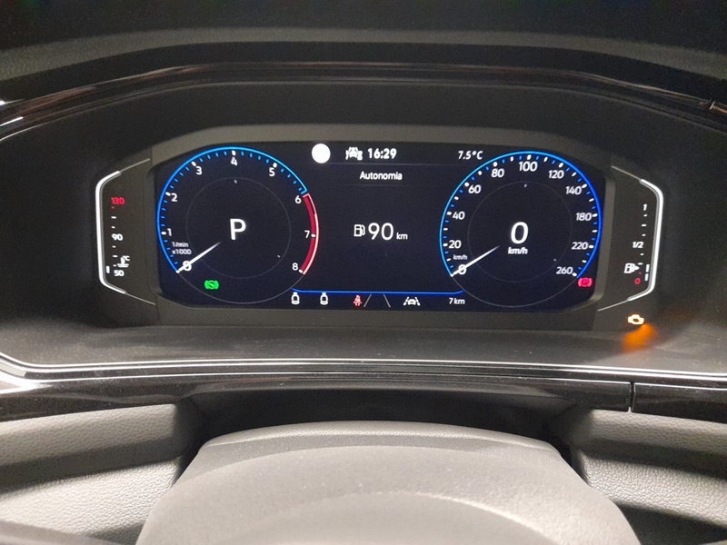 Volkswagen T-Roc Cabrio nuova a Bologna (12)