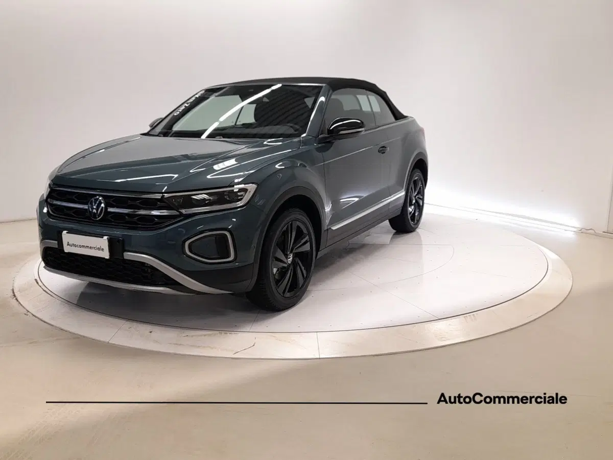 Volkswagen T-Roc Cabrio nuova a Bologna (3)