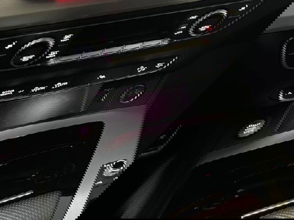 Audi Q5 Sportback usata a Salerno (19)