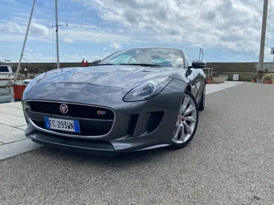 Jaguar F-Type Coup&eacute; 3.0 V6 aut. AWD Coup&eacute; S del 2016 usata a Empoli