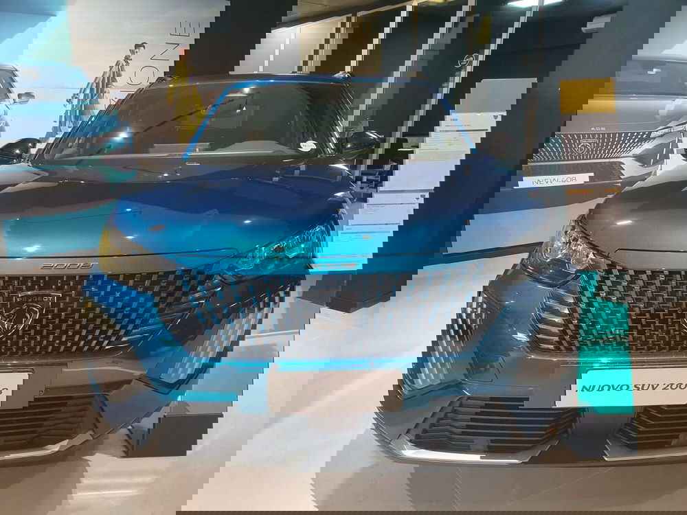 Peugeot 2008 nuova a Frosinone (2)