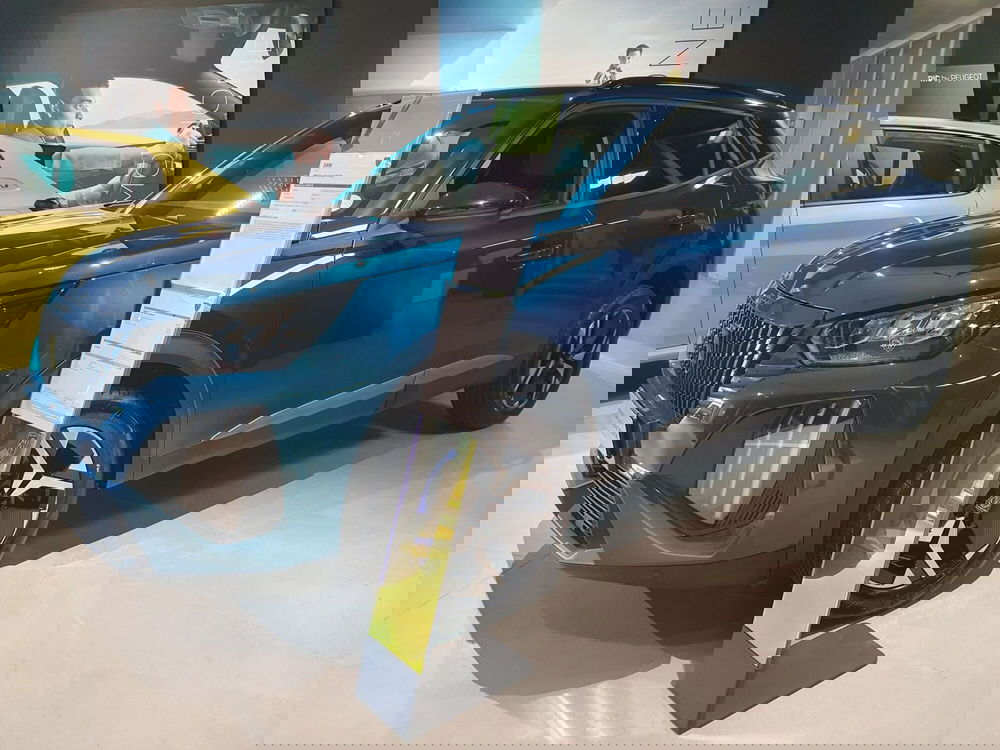 Peugeot 2008 nuova a Frosinone (3)