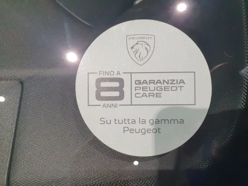 Peugeot 2008 nuova a Frosinone (5)