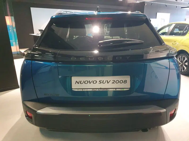 Peugeot 2008 nuova a Frosinone (6)