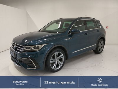Volkswagen Tiguan 2.0 TDI 150 CV SCR DSG 4MOTION R-Line del 2023 usata a Catanzaro