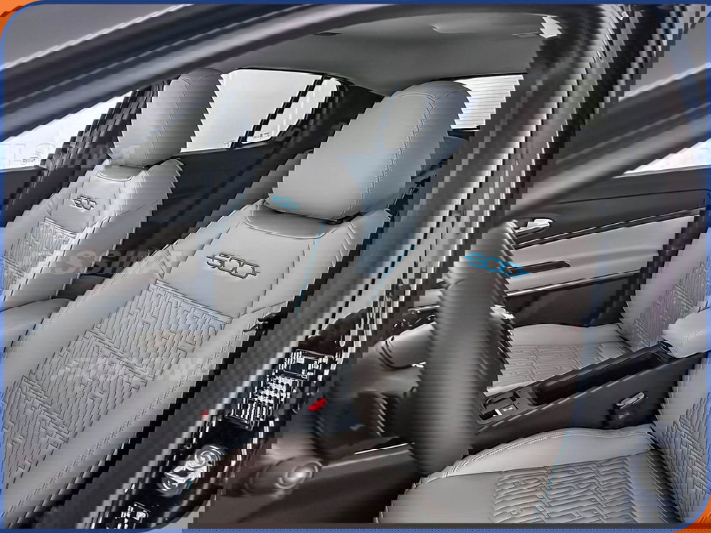 Fiat 600 nuova a Milano (8)