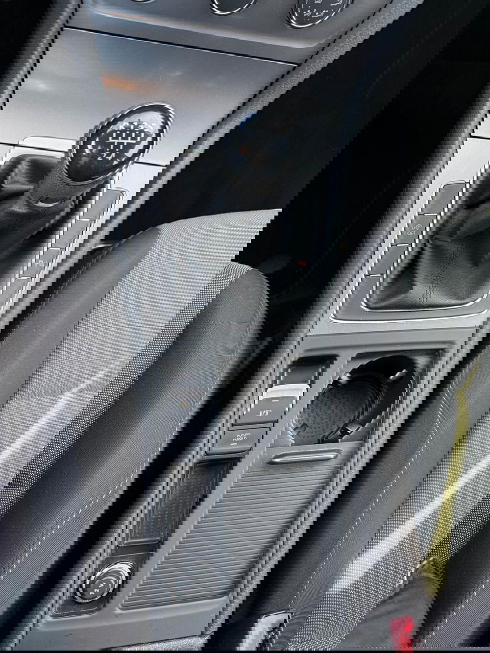 Volkswagen Golf usata a Massa-Carrara (14)