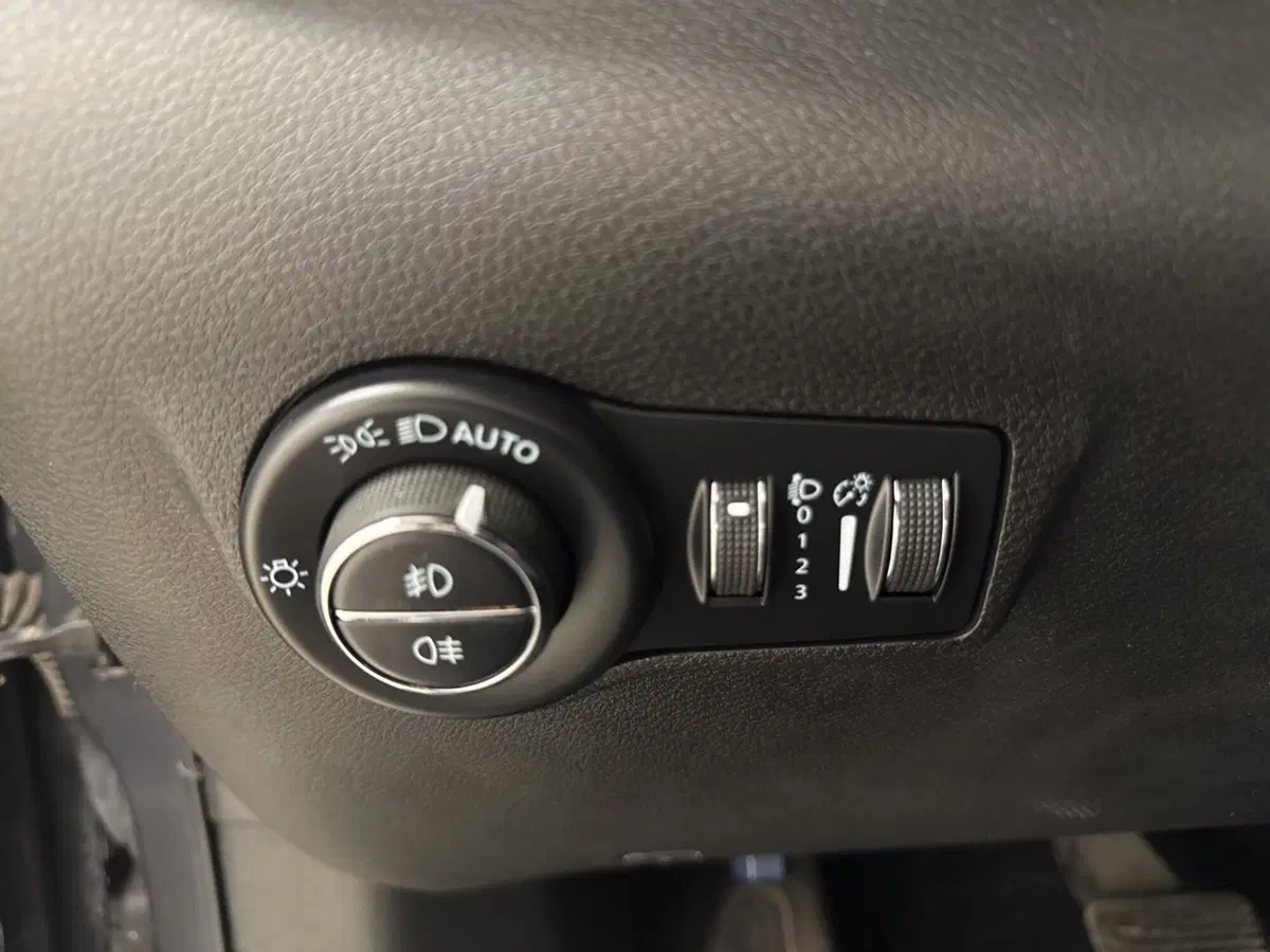 Jeep Compass usata a Palermo (10)