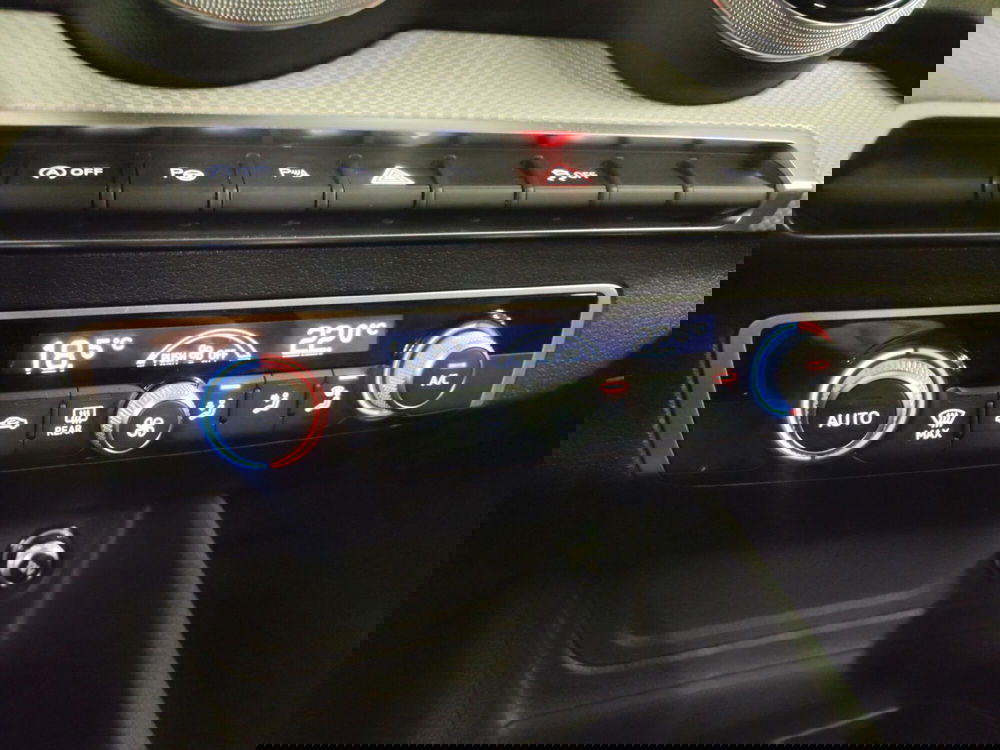 Audi Q2 usata a Modena (11)