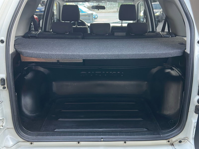 Suzuki Grand Vitara usata a Vercelli (10)