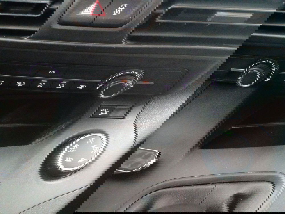 Peugeot Rifter usata a Arezzo (18)