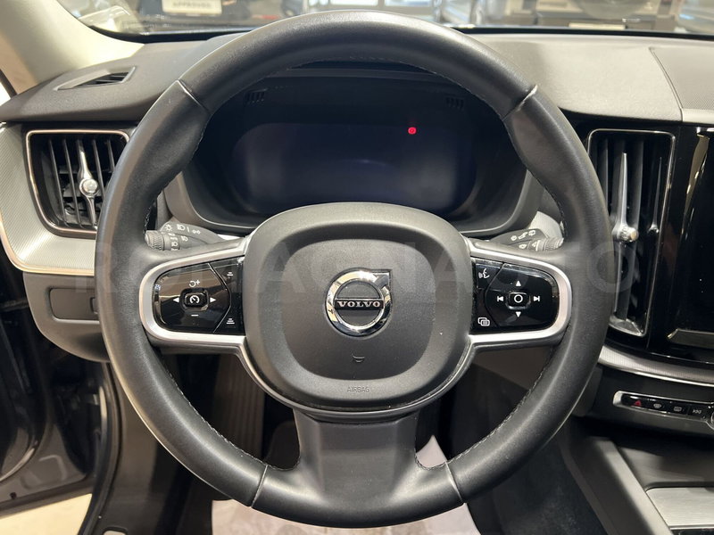 Volvo XC60 usata a Forlì-Cesena (17)