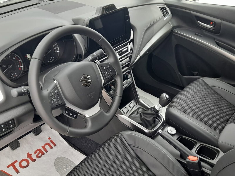 Suzuki S-Cross nuova a L'Aquila (17)
