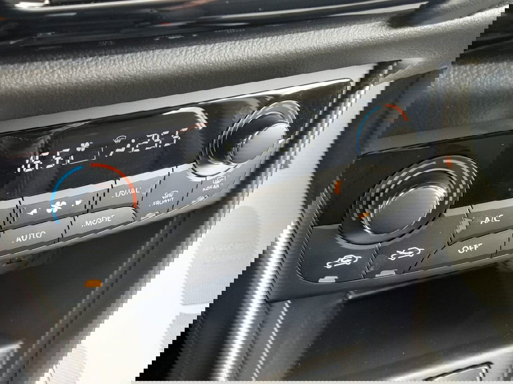 Suzuki S-Cross nuova a L'Aquila (18)