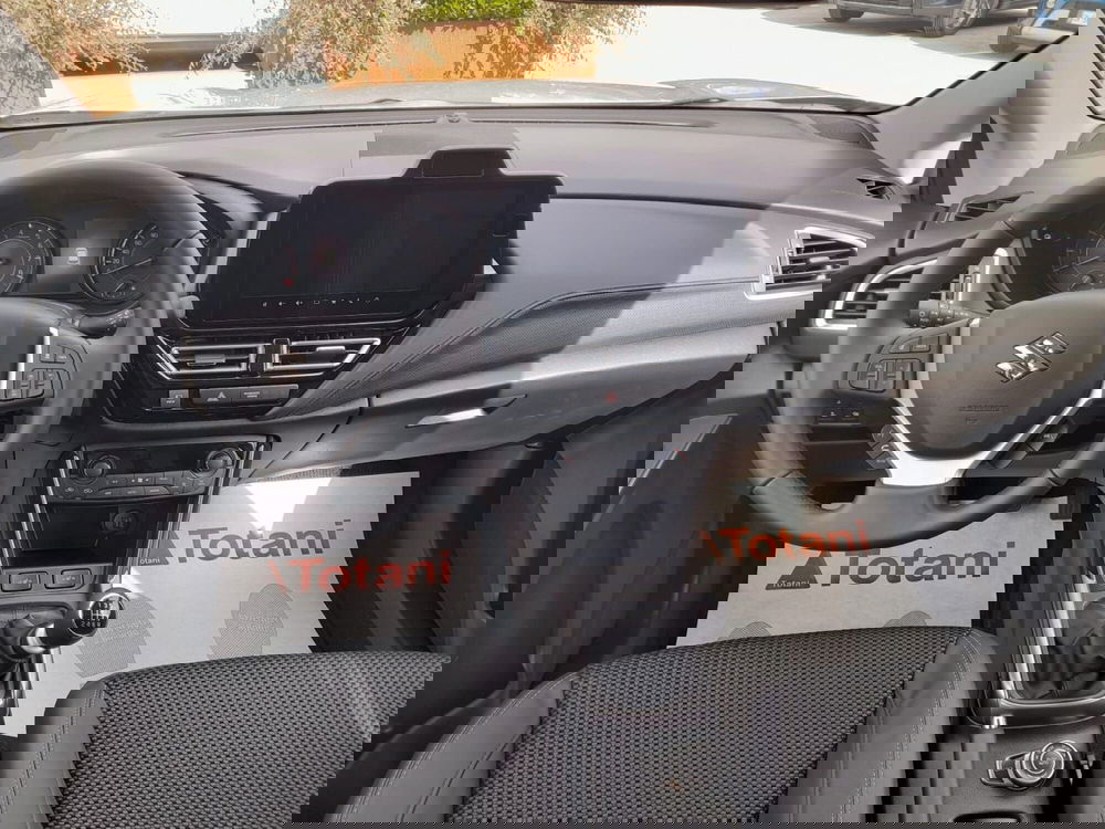 Suzuki S-Cross nuova a L'Aquila (6)