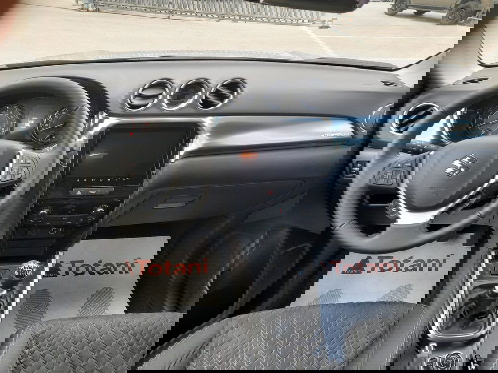 Suzuki Vitara nuova a L'Aquila (6)