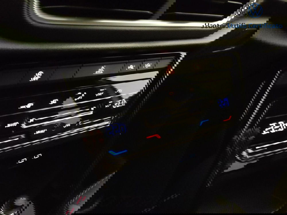 Volkswagen T-Roc usata a Varese (14)