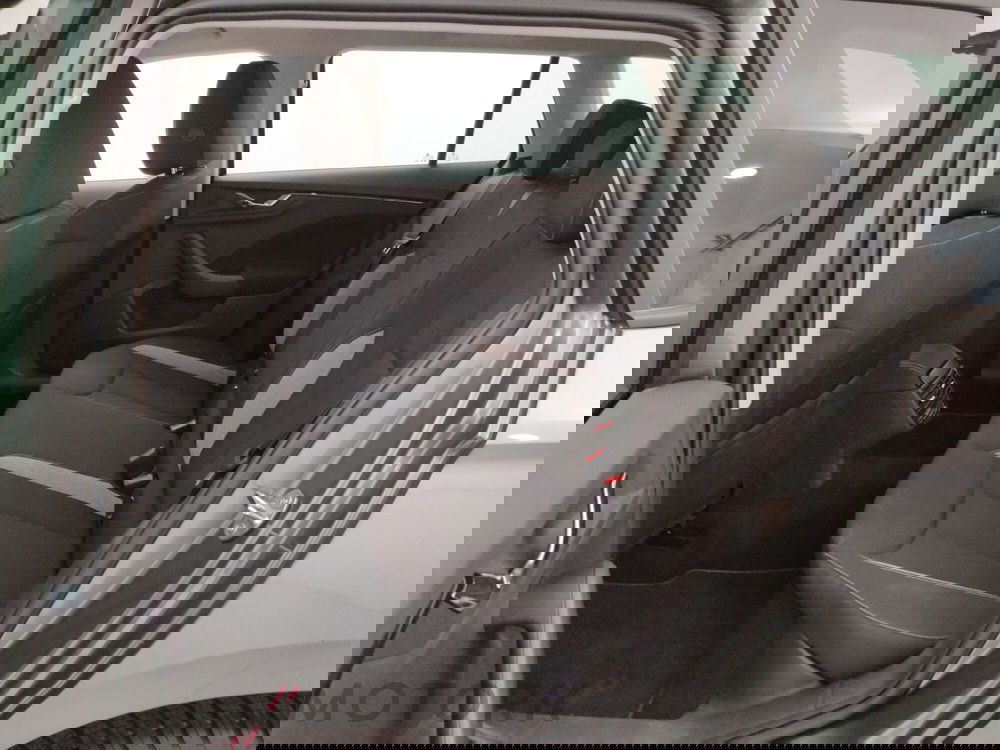 Skoda Kamiq usata a Varese (11)