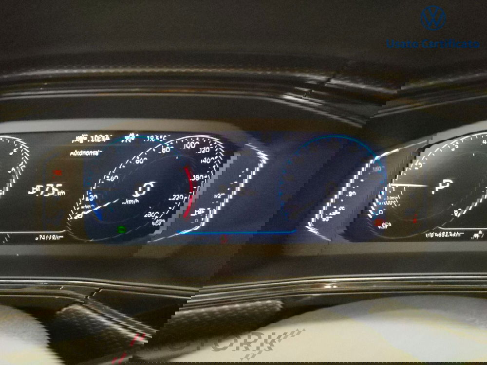 Volkswagen T-Cross usata a Varese (13)