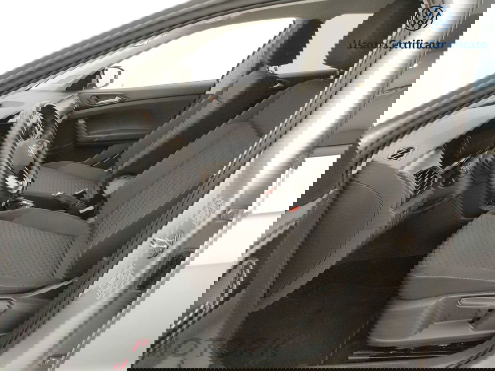 Volkswagen T-Cross usata a Varese (8)