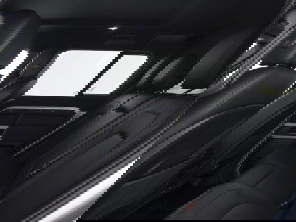 Land Rover Defender usata a Perugia (15)