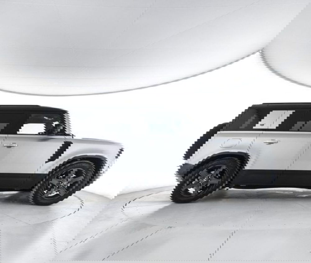 Land Rover Defender usata a Perugia (6)