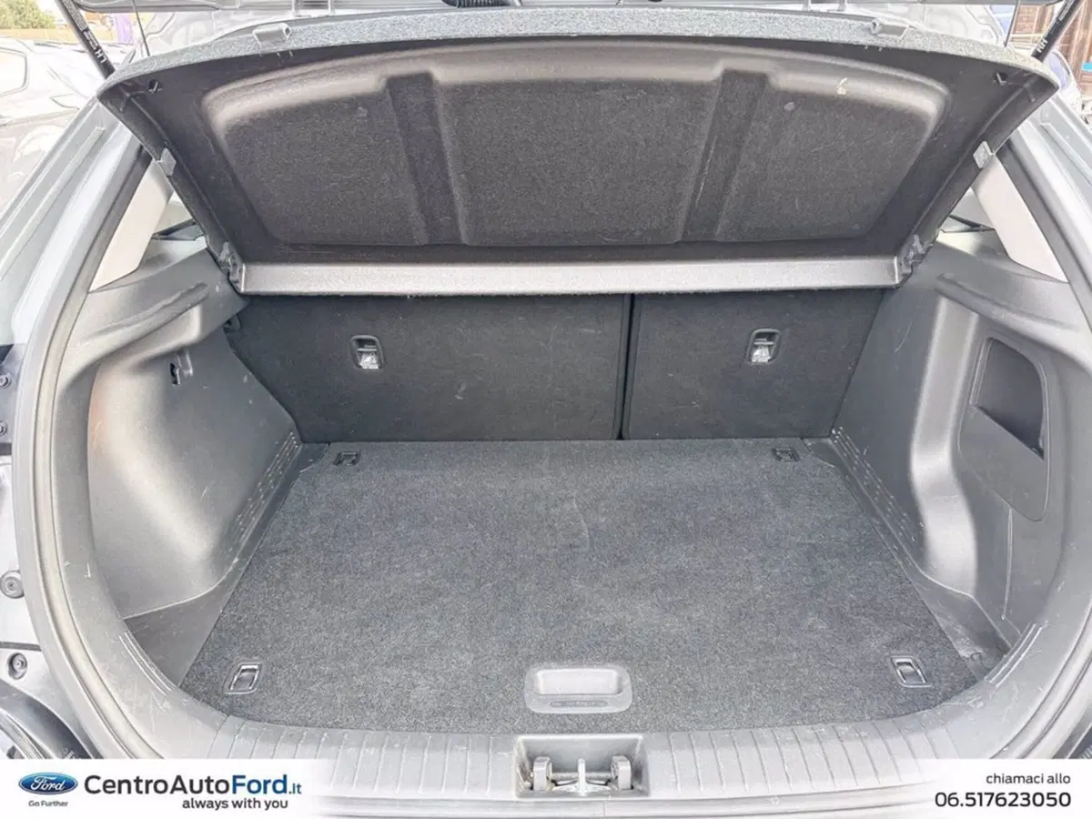 Hyundai Kona usata a Roma (11)