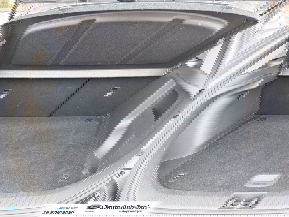 Hyundai Kona usata a Roma (11)