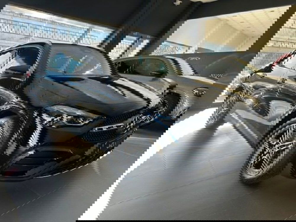 Mercedes-Benz GLA SUV nuova a Potenza