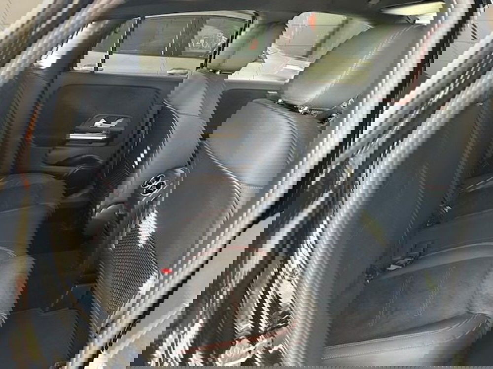 Mercedes-Benz GLA SUV nuova a Potenza (9)