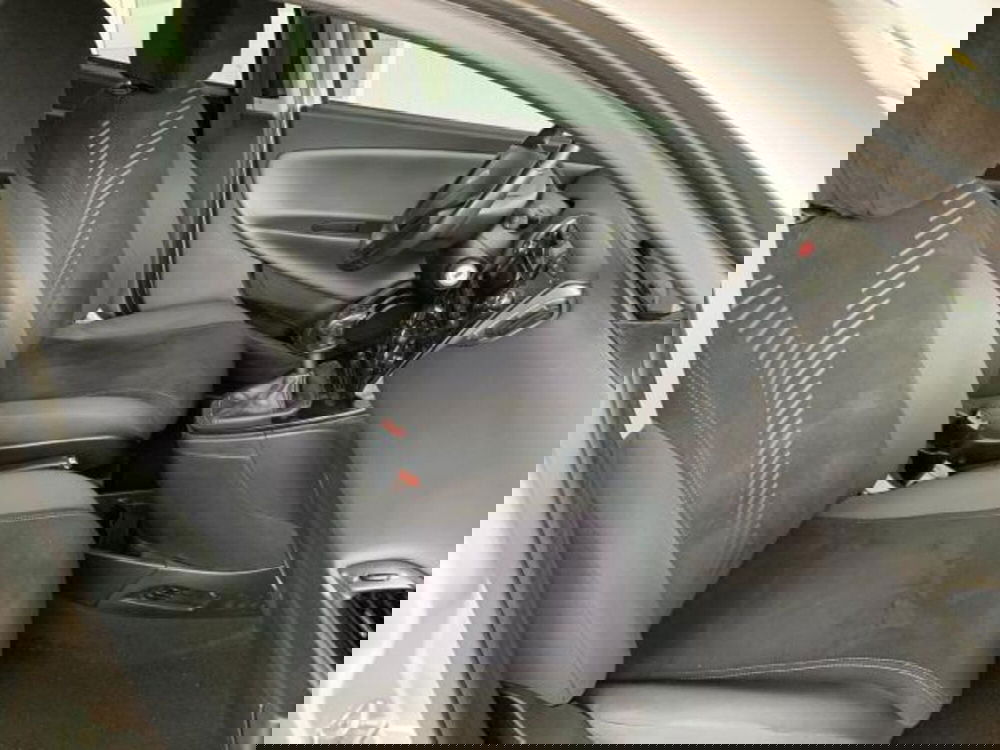 Lancia Ypsilon usata a Trieste (12)